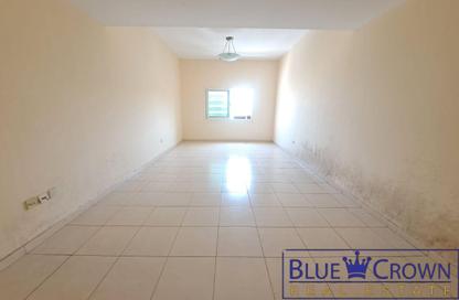 Apartment - 2 Bedrooms - 3 Bathrooms for rent in Hessa Home Building - Oud Metha - Bur Dubai - Dubai