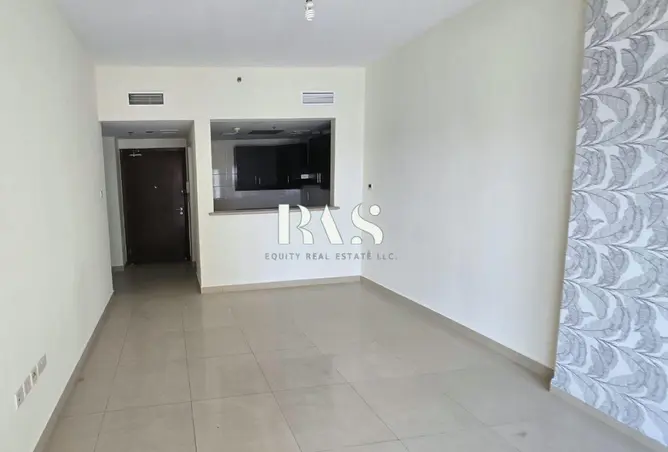 137440102 - Property Image 2