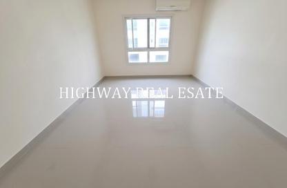 Apartment - 2 Bedrooms - 2 Bathrooms for rent in Muwaileh 29 Building - Muwaileh - Sharjah