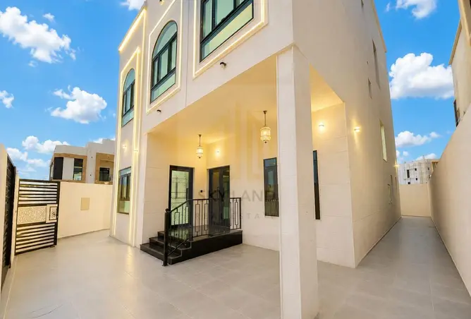 136105231 - Property Image 3