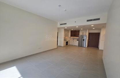 Apartment - 2 - 3 for rent in Kaya - Town Square - Dubai