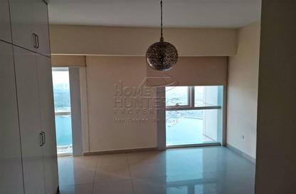 Apartment - 2 Bedrooms - 3 Bathrooms for sale in Tala Tower - Marina Square - Al Reem Island - Abu Dhabi