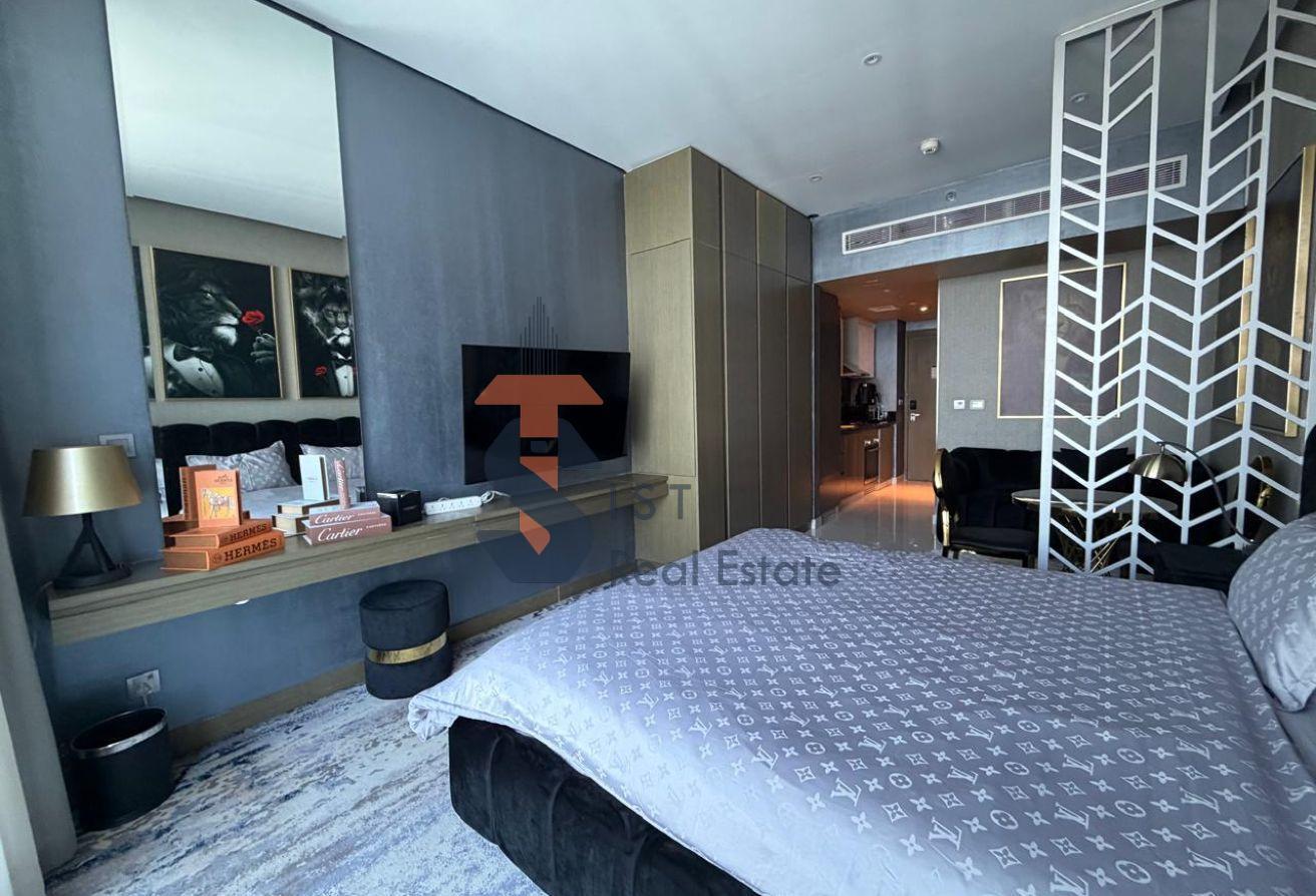 Canal View | Separate Kitchen | High Floor photo 6