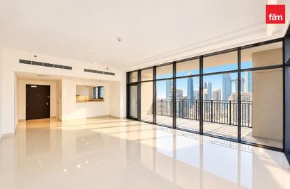 Apartment - 3 - 4 for rent in Boulevard Crescent Tower 1 - BLVD Crescent - Downtown Dubai - Dubai