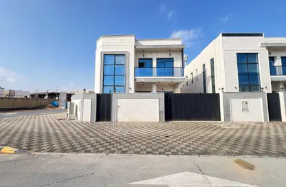 فيلا - 5 غرف نوم - 7 حمامات للبيع في 1 المويهات - المويهات - عجمان