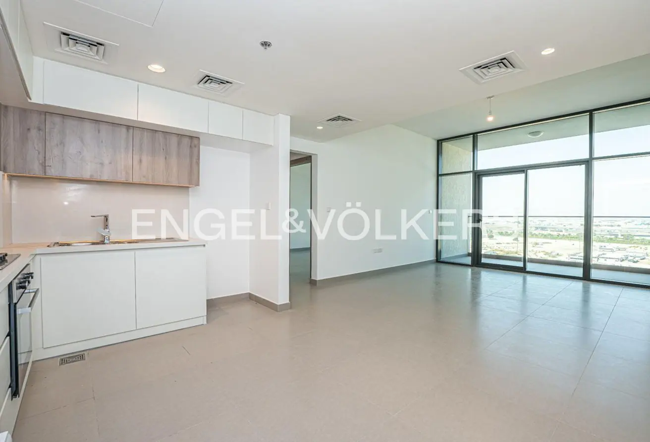 100398889 - Property Main Image