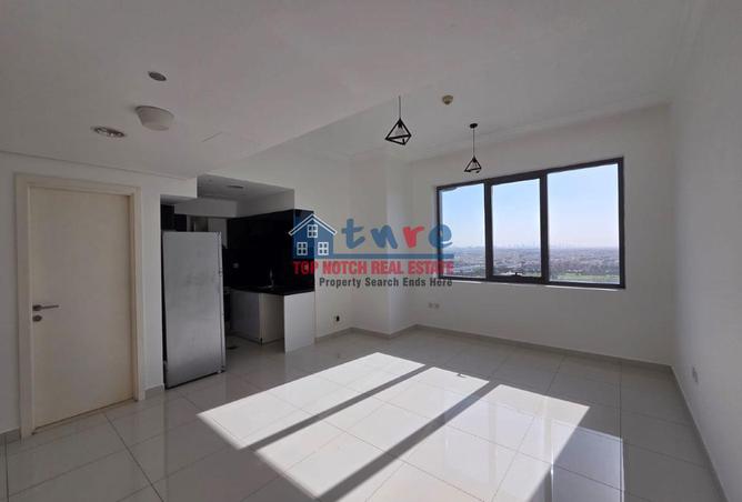 Spacious 1BHK | With Balcony | Equipped Kitchen