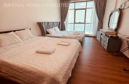 Apartment - 2 Bedrooms - 3 Bathrooms for sale in Ajman Corniche Residences - Ajman Corniche Road - Ajman