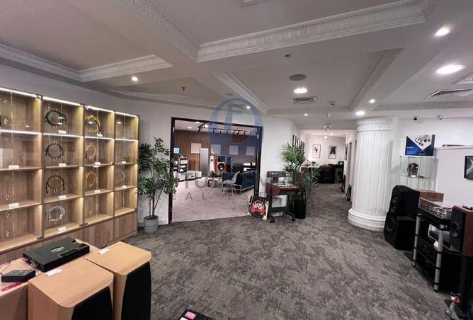 73842705 - Property Image 2