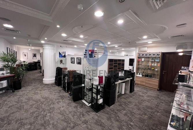 73842705 - Property Image 3