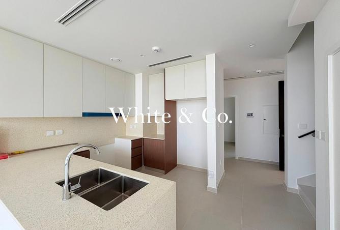 65153405 - Property Image 3