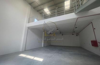 Warehouse - Studio - 1 for rent in Al Jurf 3 - Al Jurf - Ajman