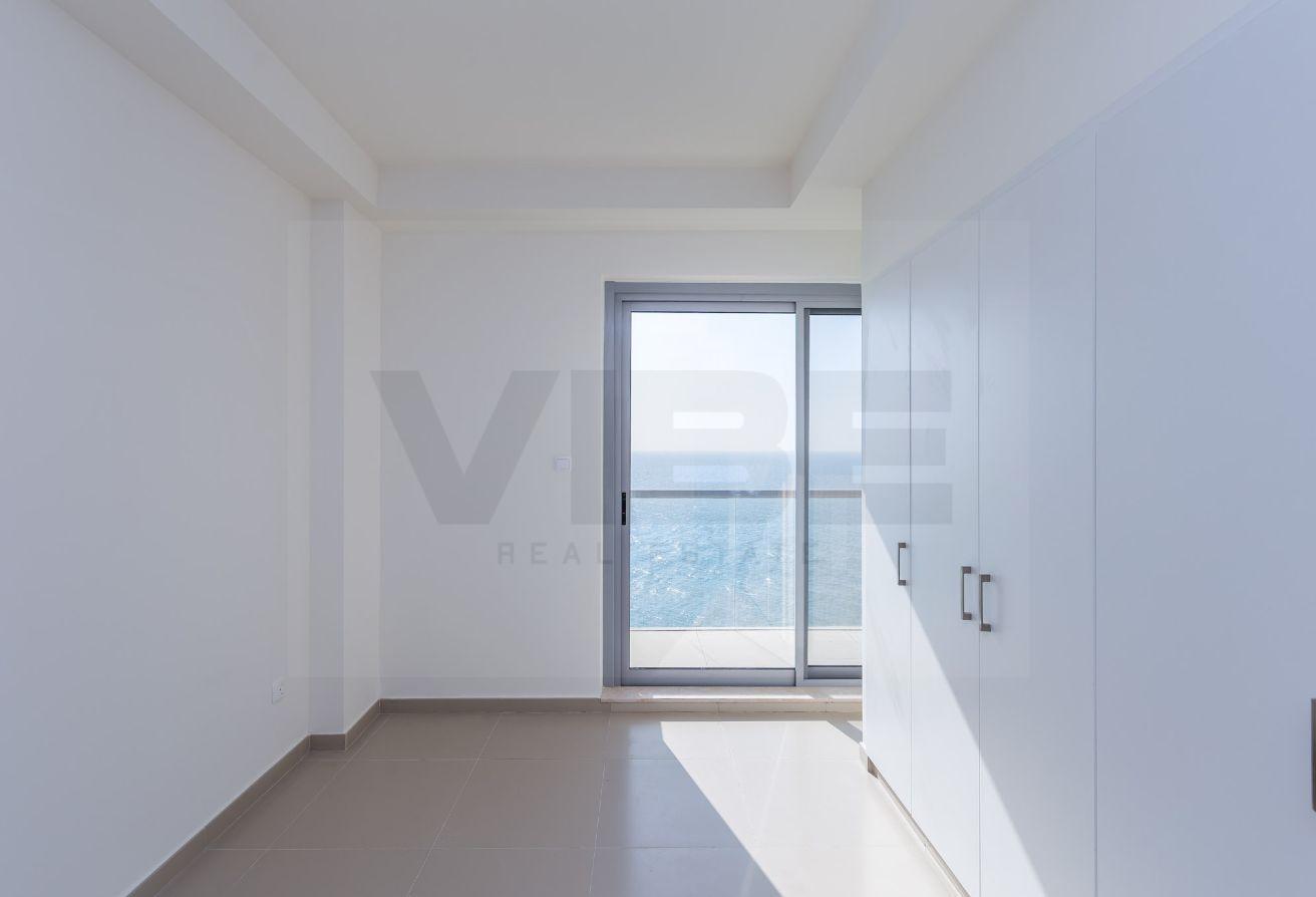 Hot Deal I Direct Sea View I Tenanted