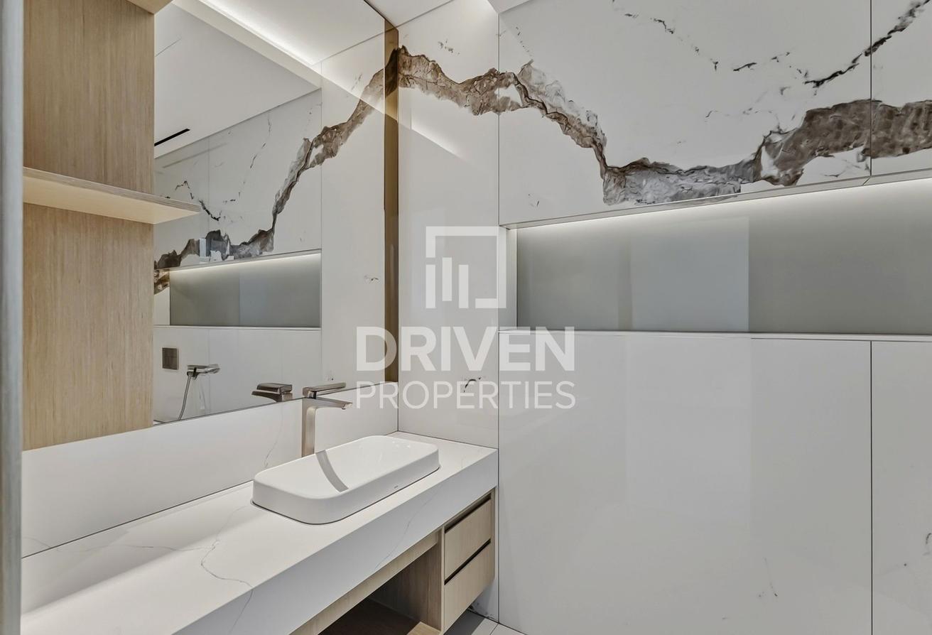 Vastu Complaint | Palm Jumeirah Burj Al Arab View photo 23