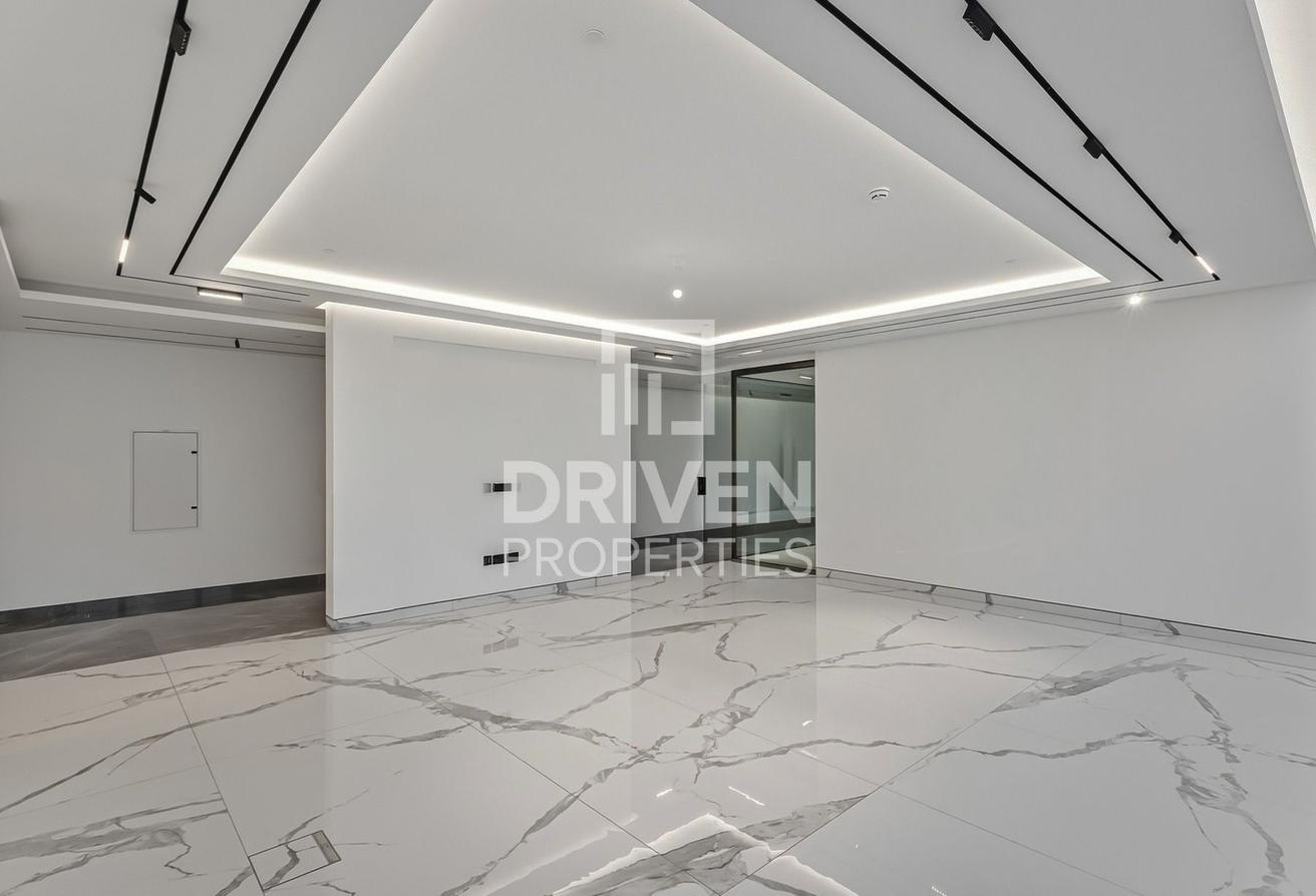 Vastu Complaint | Palm Jumeirah Burj Al Arab View photo 9