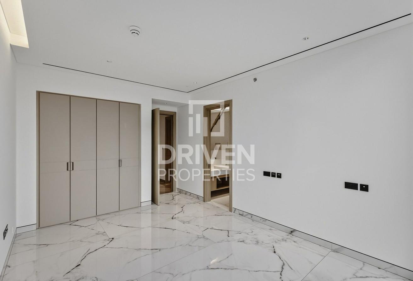 Vastu Complaint | Palm Jumeirah Burj Al Arab View photo 16