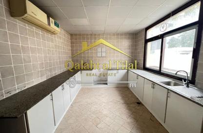 Villa - 4 - 4 for rent in Al Ghubaiba - Halwan - Sharjah Villa - 4 - 4 for rent in Al Ghubaiba - Halwan - Sharjah