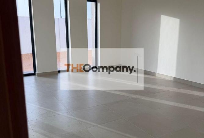 76967227 - Property Image 2