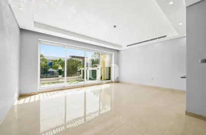 تاون هاوس - 3 غرف نوم - 4 حمامات للبيع في غرب الفرجان - الفرجان - دبي