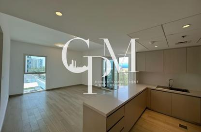 Apartment - 3 Bedrooms - 4 Bathrooms for sale in Waters Edge - Yas Island - Abu Dhabi