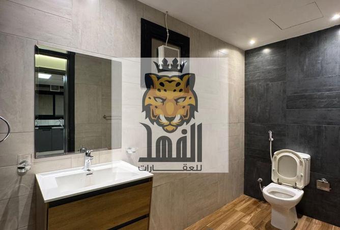 72725121 - Property Image 3