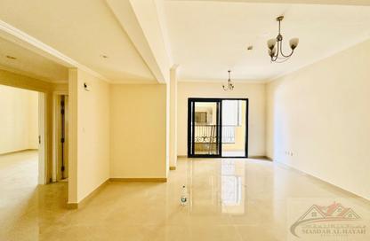 Apartment - 2 Bedrooms - 3 Bathrooms for rent in Muwaileh 29 Building - Muwaileh - Sharjah