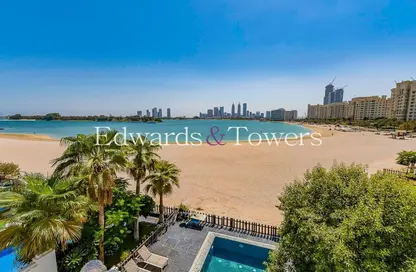 Villa - 5 Bedrooms - 6 Bathrooms for rent in Palma Residences - Palm Jumeirah - Dubai