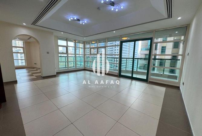 76582896 - Property Main Image