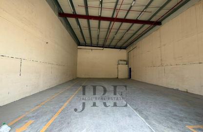 Warehouse - Studio - 1 Bathroom for rent in Al Sajaa Industrial - Al Sajaa - Sharjah