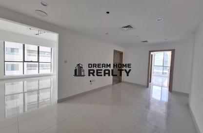 Apartment - 3 - 4 for rent in Babel Towers - Al Majaz 3 - Al Majaz - Sharjah