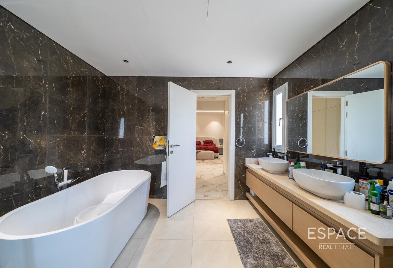Community Expert | Private Pool | Type 3 photo 16