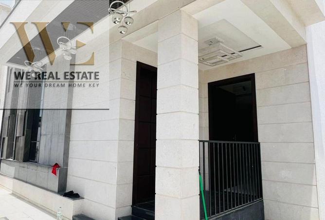 99953358 - Property Image 2