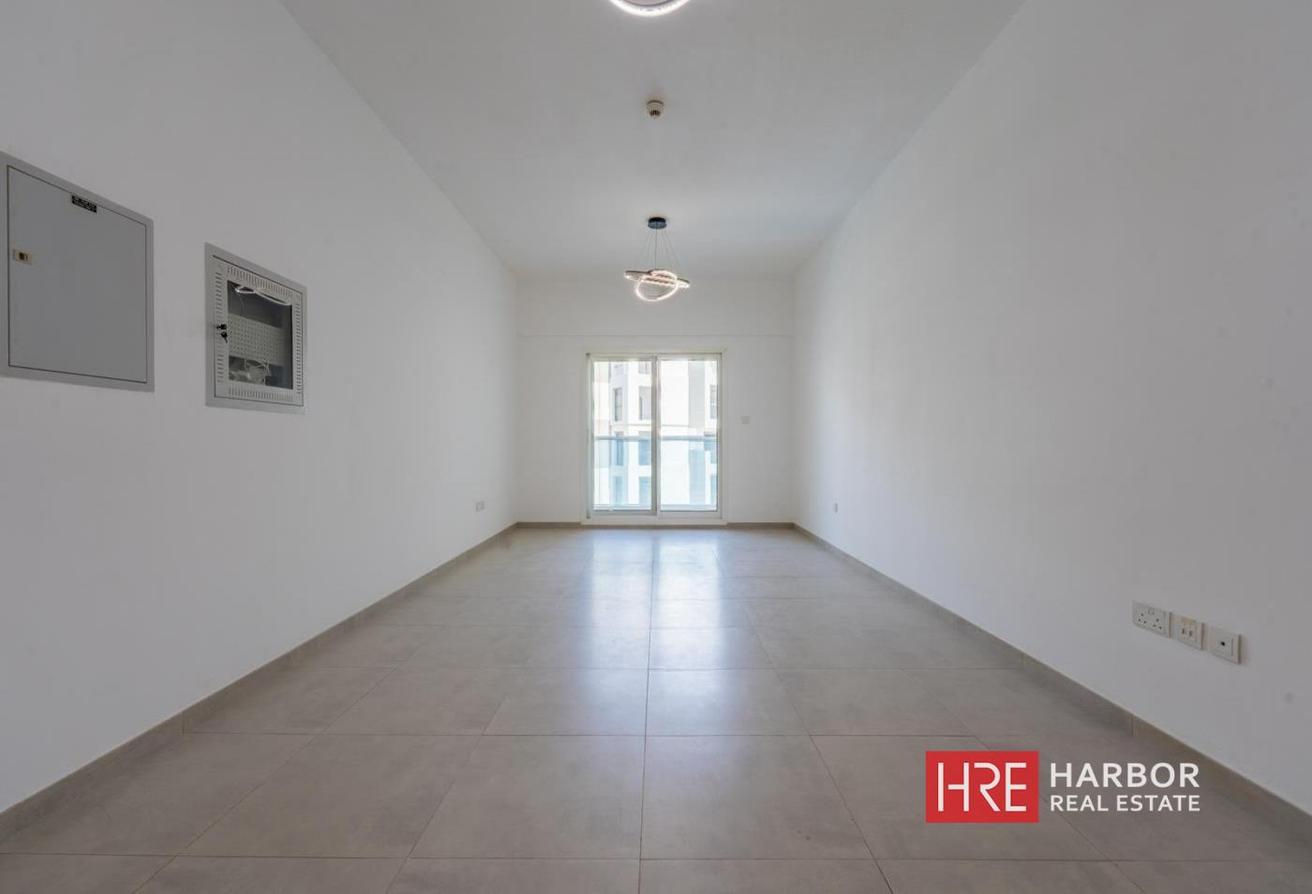 1 Month Free | Spacious Layout | Payments Options photo 3