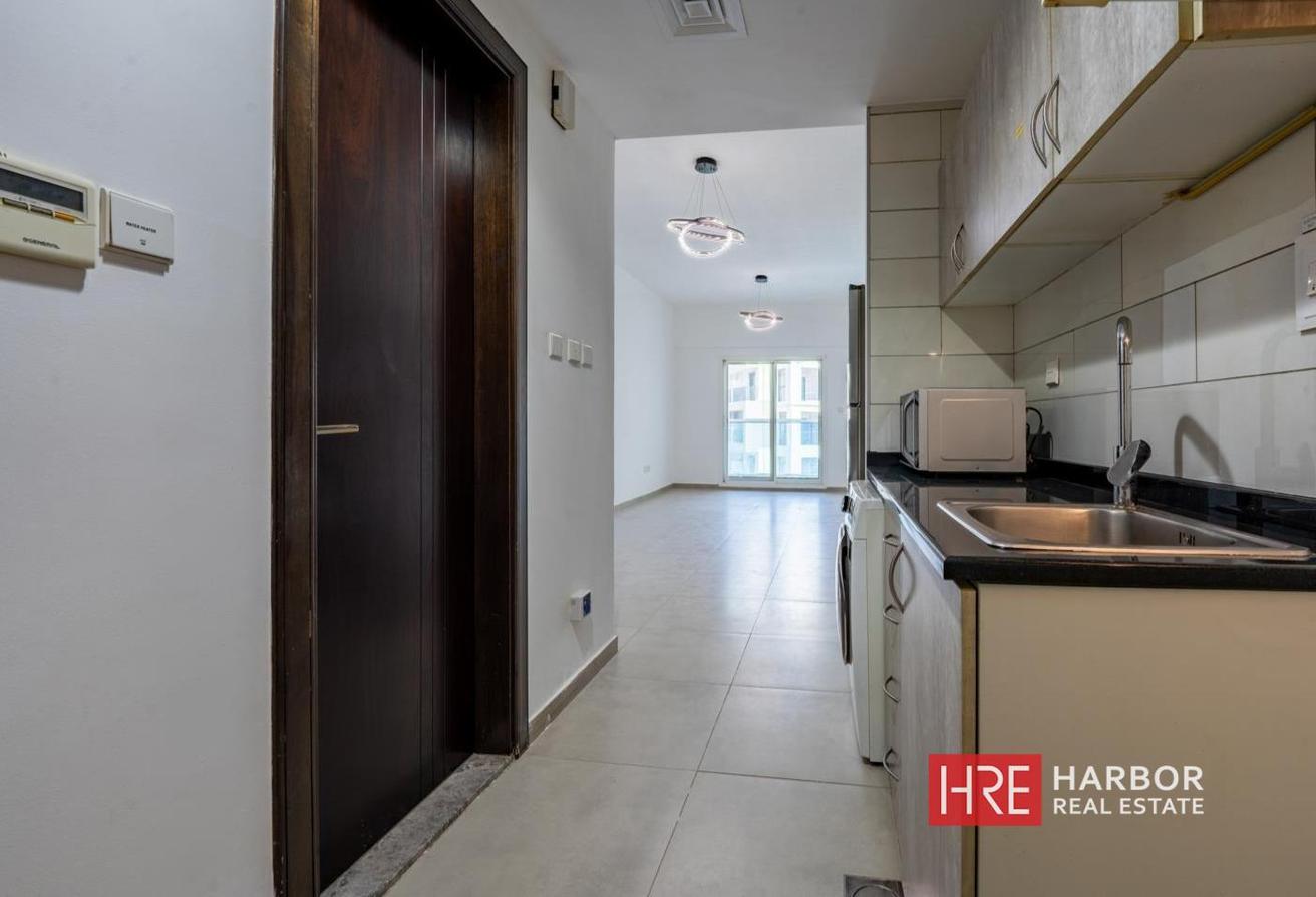 1 Month Free | Spacious Layout | Payments Options photo 4