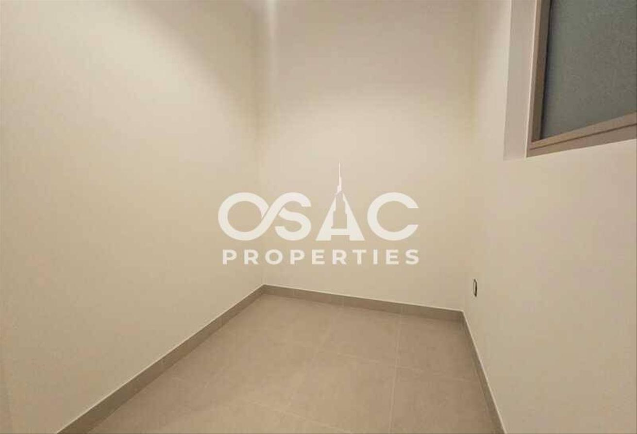 Luxurious 2BHK | Proper Maid room |Fully Furnished photo 10