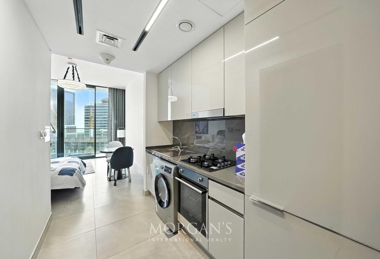 Furnished Studio | Prime Location | Spacious photo 9