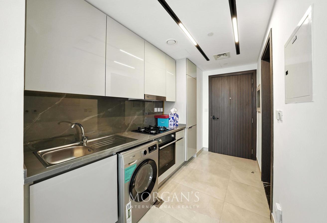 Furnished Studio | Prime Location | Spacious photo 10