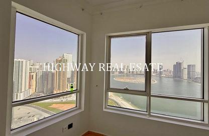 Apartment - 2 - 2 for rent in Beach Tower 1 - Al Khan Lagoon - Al Khan - Sharjah