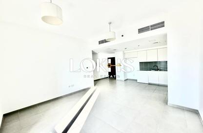 Apartment - 2 Bedrooms - 2 Bathrooms for rent in Zahra Breeze Apartments 3A - Zahra Breeze Apartments 3 - Zahra Breeze Apartments - Town Square - Dubai