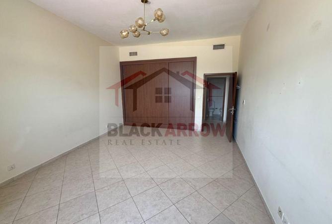 101720054 - Property Image 3