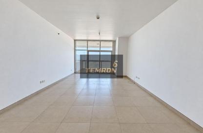 Apartment - 2 - 3 for rent in Al Ain Tower - Khalidiya Street - Al Khalidiya - Abu Dhabi