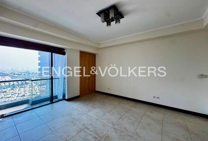 123838001 - Property Image 2