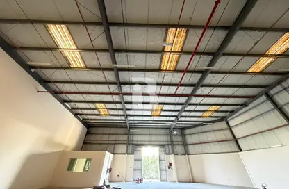 Warehouse - Studio for rent in Dubai Investment Park 1 (DIP 1) - Dubai Investment Park (DIP) - Dubai