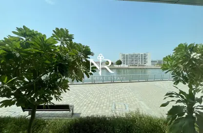 شقة - 2 غرف نوم - 3 حمامات للايجار في المراسي - البطين - أبوظبي