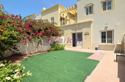 فيلا - 2 غرف نوم - 3 حمامات للايجار في الينابيع 2 - الينابيع - دبي