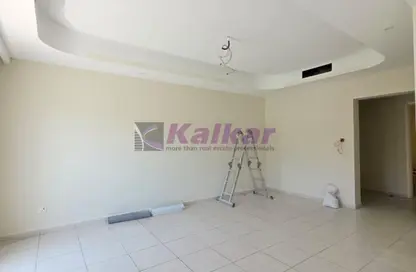 فيلا - 2 غرف نوم - 3 حمامات للايجار في الينابيع 2 - الينابيع - دبي