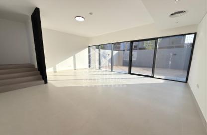 Townhouse - 3 - 4 for rent in Saro - Masaar - Tilal City - Sharjah