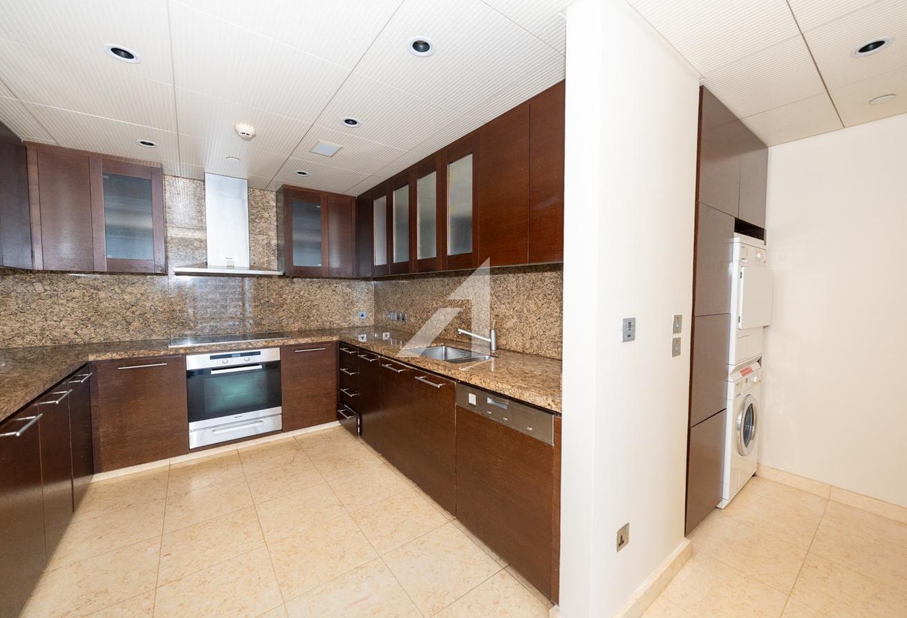 Vacant | Multiple Units Available | Fountain View photo 8