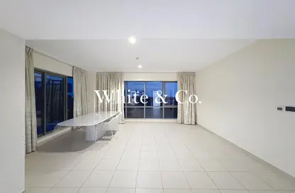 شقة - غرفة نوم - 2 حمامات للايجار في البرج الجنوبي 2 - الجناح الجنوبي - وسط مدينة دبي - دبي