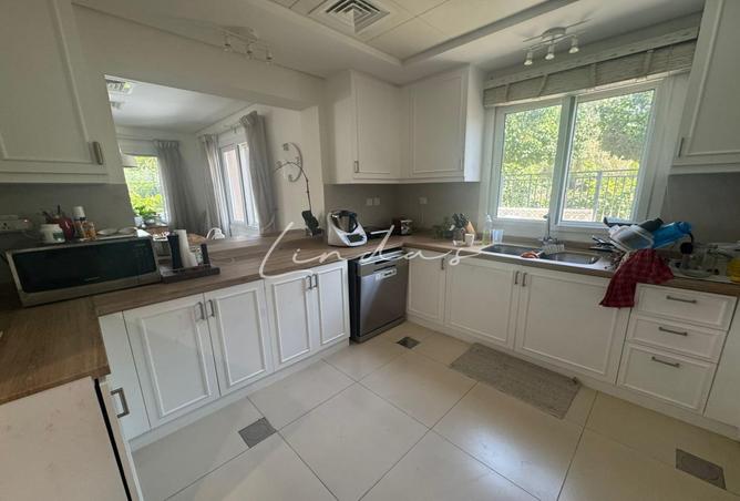 82352831 - صورة العقار 3